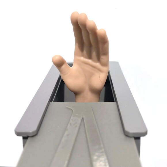🦋 The Addams Family THING Burger King toy 2019 hand coffin Thing T. Thing Adams - Picture 1 of 16
